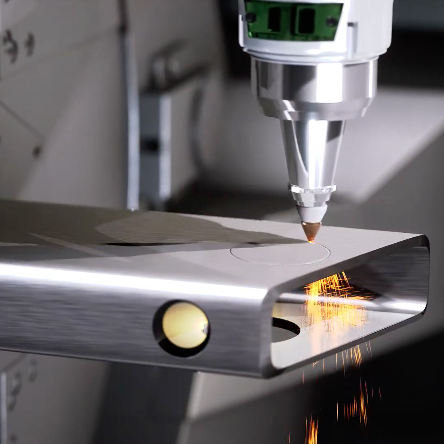 Tube Laser Cutting Machine